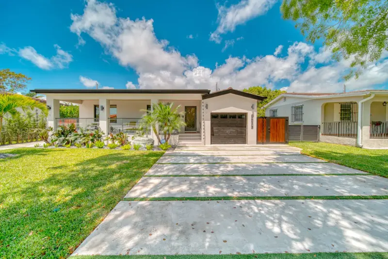 Nueva casa en los robles