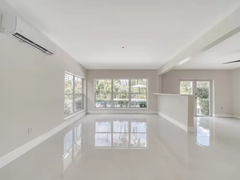 Casa bellisima en reparto schick