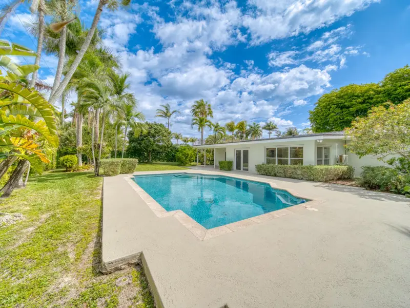 Casa bellisima en reparto schick